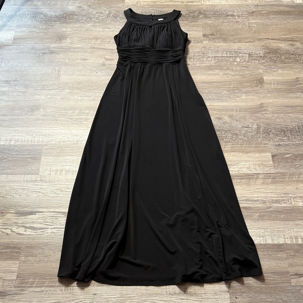 Signature by Sangria Elegant Black Maxi Dress
